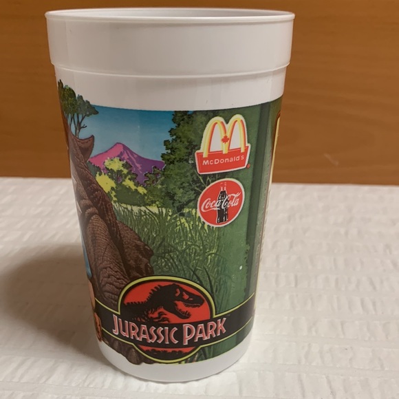 1992 Jurassic Park McDonald’s Triceratops Collector Cup - Picture 3 of 8